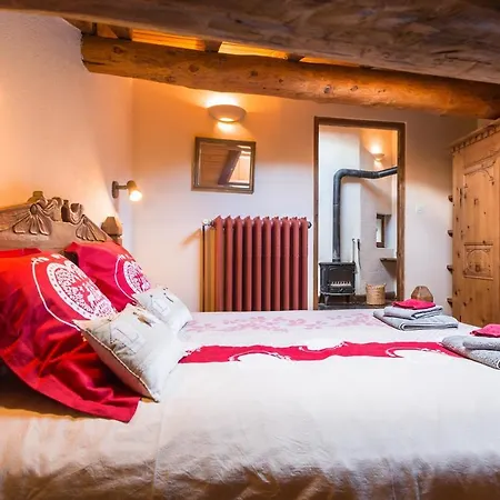 Au Coeur Des Alpes Bed and Breakfast Villarodin-Bourget Buitenkant foto